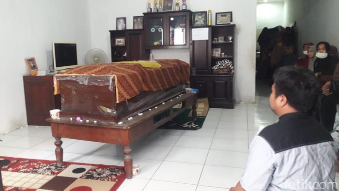 Peti jenazah editor Metro TV Yodi Prabowo