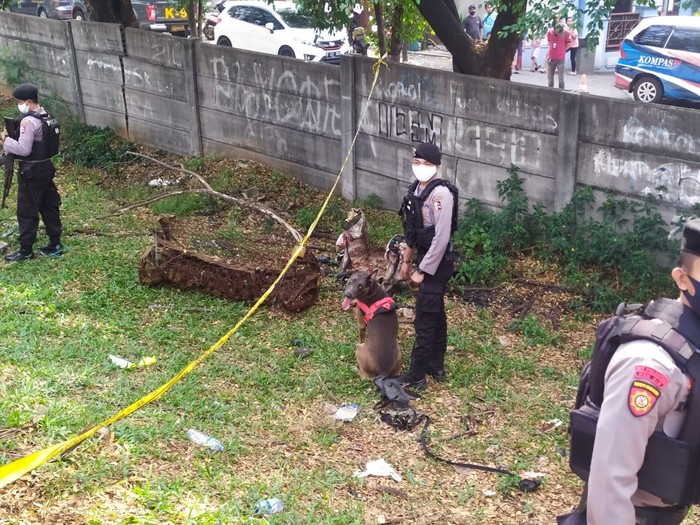 Polisi Olah TKP Tewasnya Editor Metro TV, Anjing Pelacak Dikerahkan