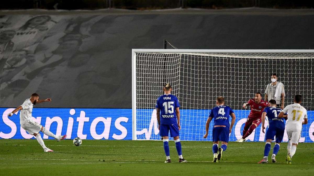 Olok-olok Real VARdrid Muncul Lagi, Varane Bilang Begini. (Foto: Denis Doyle/Getty Images)
