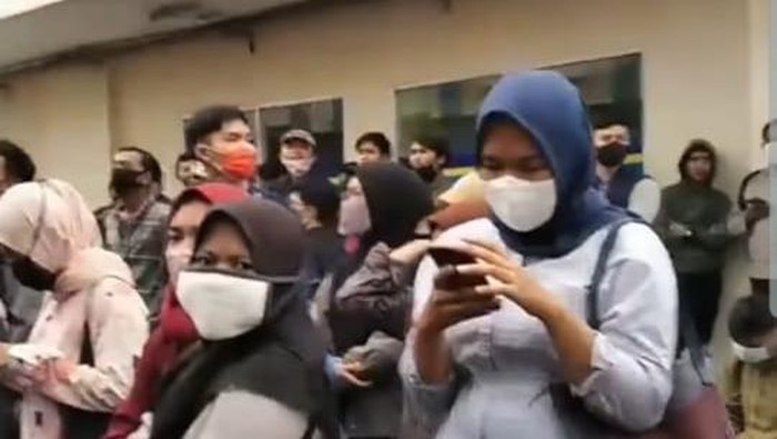 Sempat Bikin Kerumunan, Puluhan Pelamar Kerja di Pamulang Dibubarkan