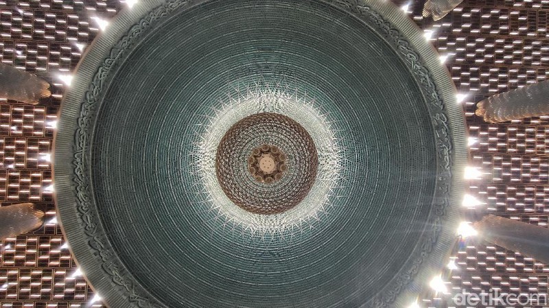 Teknologi Smart Lighting Masjid Istiqlal