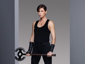 The Old Guard Tayang di Netflix, Ini Cerita Charlize Theron