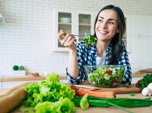 9 Fungsi Protein, yang Bikin Kamu Rajin Makan Buah dan Sayur