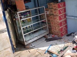 Truk Boks Tabrak Warung di Casablanca Sudah Dievakuasi, 2 Orang Dibawa ke RS