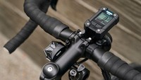 Dari tampang, ciri khas road bike ialah handlebar yang dilengkapi dengan dropbar. Meski banyak kabel, frame dan fork-nya yang terbuat dari alumunium ini dibuat bersih. Secara spesifikasi Yamaha Civante menggunakan  drivetrain 10 kecepatan, rantai ganda, rem cakram hidraulik, dan shifter Shimano STI. Foto: Yamaha Bicycle