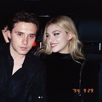 Siapa Nicola Peltz, tunangan Brooklyn Beckham? Dia adalah model dan aktris Hollywood. Sosok Nicola menarik atensi setelah membintangi film Transformers: Age of Extinction. Wanita 25 tahun itu juga pernah membintangi sederet film lainnya di antaranya, The Last Airbender, Youth In Oregon dan Harold. Foto: Dok. Instagram