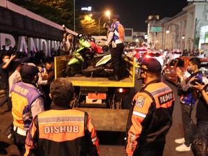 Parkir Sembarangan, 30 Motor-2 Mobil Ditertibkan Dishub Kota Bandung