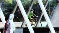 Mulai dari bersepeda atau gowes yang kini marak dilakukan.