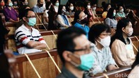 Pembukaan Gereja Katedral Jakarta tersebut tertuang dalam Surat Keputusan (SK) Tim Gugus Tugas Kendali Keuskupan Agung Jakarta (KAJ) Nomor 352/5.14.4.29/2020, Tanggal 10 Juli 2020.