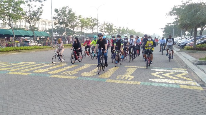M Taufik Gowes Bareng Anggota DPRD DKI