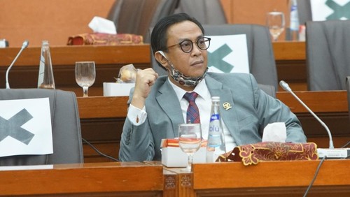 Pemilihan Ketua Umum Karang Taruna Nasional akan berlangsung dalam waktu dekat. Sejumlah nama pun sudah bermunculan sebagai calon nakhoda. 

Salah satunya, Muhammad Rapsel Ali. Anggota DPR RI tersebut dianggap salah satu figur yang tepat memimpin organisasi kepemudaan itu.