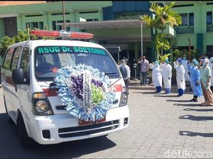 Haru! Lepas Kepergian Dokter RSJ Menur yang Meninggal karena COVID-19
