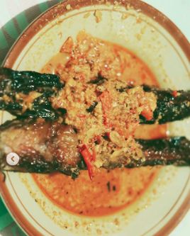 Awkarin Jatuh Cinta dengan Kuliner Jogja, Mangut Lele sampai Sate Klatak