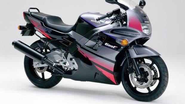 CBR 600