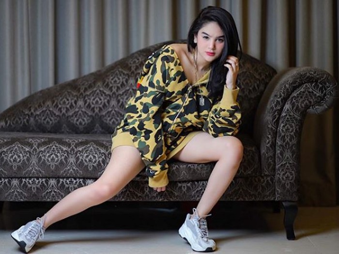 Hana Hanifah Hana Hanifah