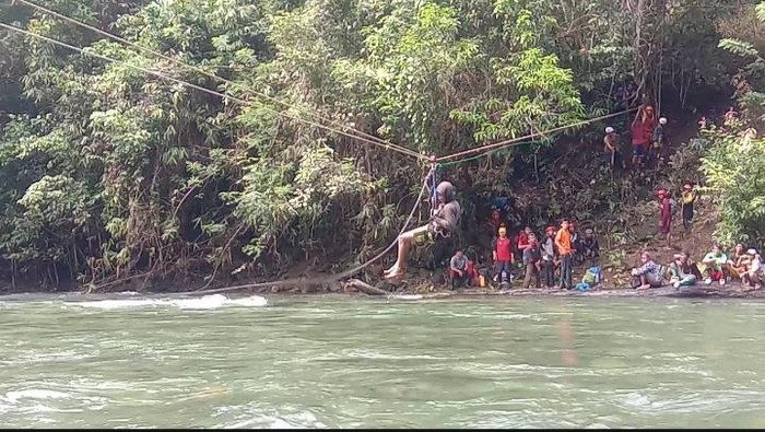 Lokasi ditemukannya 3 anggota Tim SAR di Gunung Tambusisi