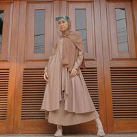 10 Gaya Hijab yang Bikin Awet Muda 