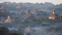 Untuk negara-negara seperti Kamboja, di mana pariwisata menyumbang sekitar 30% dari PDB, efeknya sangat terasa. Asia-Pasifik diperkirakan kehilangan USD 34,6 miliar atau Rp 491 triliun karena pandemi ini, kata Asosiasi Perjalanan Asia Pasifik (PATA).