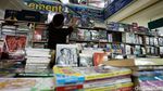 Pedagang Buku di Blok M Bertahan di Tengah Pandemi