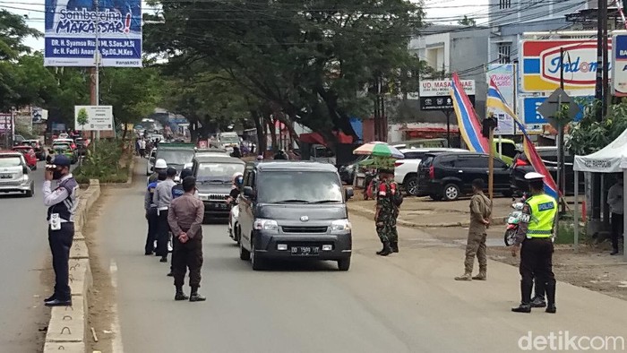 Perbatasan Gowa-Makassar diperketat, Senin (13/7/2020).