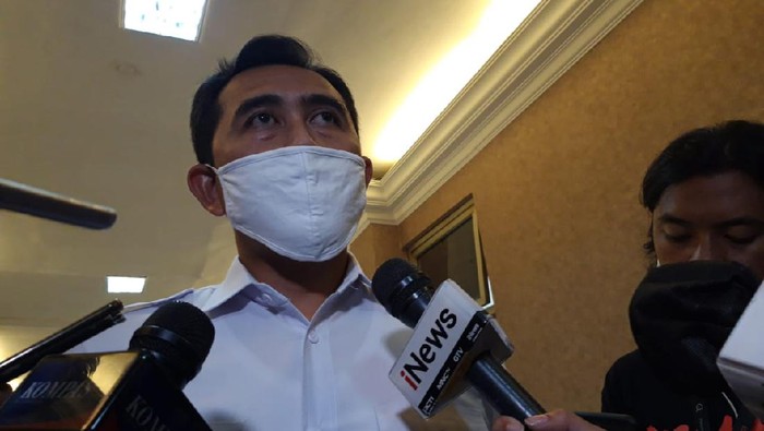 Polisi Cek Sidik Jari di Pisau-Helm Terkait Tewasnya Editor Metro TV ke Labfor