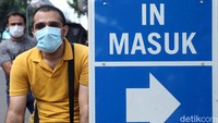 Kedatangan para pencari suaka tersebut ke kantor UNHCR untuk meminta kepastian terkait kejelasan nasib mereka di Indonesia.