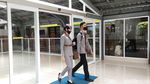Potret Pramugari dan Pramugara Kereta Api Saat Bertugas