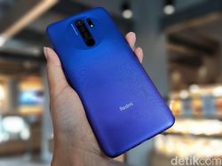 Unboxing Redmi 9, Ponsel Murah Xiaomi Bawa Lima Kamera