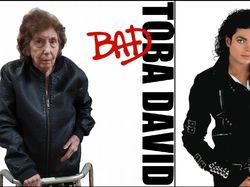 Keren! Ketika Para Lansia Tiru Pose Sampul Album Terkenal