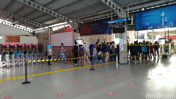 Suasana di Stasiun Bogor pagi ini