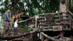 Taman Tomang Masih Ditutup, Kok Ada yang Main?