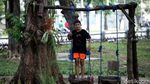 Taman Tomang Masih Ditutup, Kok Ada yang Main?
