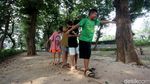 Taman Tomang Masih Ditutup, Kok Ada yang Main?