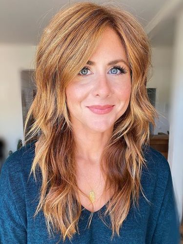 Wanita Mirip Jennifer Aniston Wanita misterius yang disebut netizen mirip Jennifer Aniston.