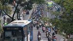 Aksi Pemotor Terobos Flyover Daan Mogot