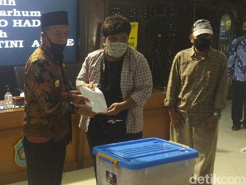 anak dokter yang meninggal karena covid-19 di lamongan