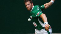 Pelota adalah salah satu olahraga paling populer di negara Basque. Pelota adalah olahraga yang bergerak cepat yang dapat dimainkan satu lawan satu, atau antar tim.  