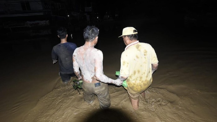 Banjir bandang di Luwu Utara (dok. PMI)