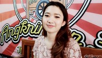 Pelan tapi pasti, usaha itu menurut Daniella mulai ramai dan omzetnya bisa Rp 150.000-Rp 200.000 per hari meskipun di tengah pandemi Corona. Bahkan akhir-akhir ini angkringannya semakin ramai. Dengan semakin ramai angkringannya, Daniella mulai kepikiran untuk mengembangkan usaha. Termasuk menambah cabang di tempat lain.