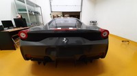Ferrari 458 Speciale yang dilelang Rp 6,4 miliar ini tergolong murah. Sebab, harga Ferrari 458 Speciale yang sudah masuk Indonesia saat ini tembus di atas Rp 10 miliar. Saat ini mobil tersebut pasarannya berada di angka Rp 14 miliar. Foto: Dok. KPKNL Palembang