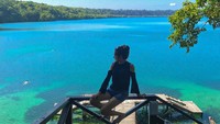 Terakhir, Hana juga diketahui pernah berlibur ke Danau Kakaban di Berau, Kalimantan Timur (Instagram)