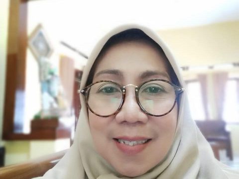 Kepala Lembaga Penyiaran Publik (LPP) RRI Surakarta Sjahbahna Bahdar