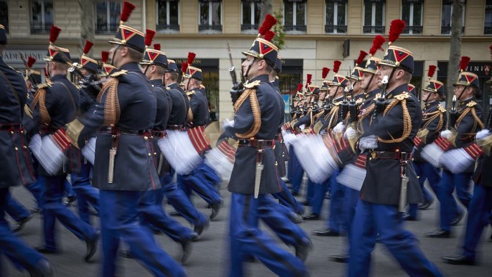 Tanggal 14 Juli jadi tanggal bersejarah bagi Prancis. Di tanggal itu pada tahun 1789 warga Prancis serang penjara Bastille yang jadi awal mula Revolusi Prancis.