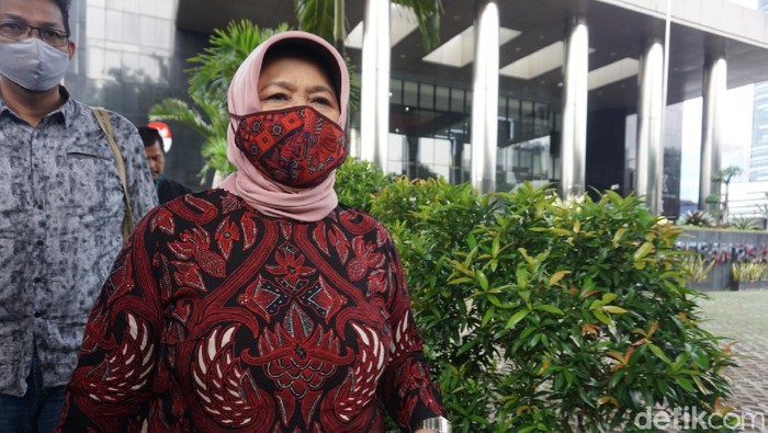 Mantan Bupati Bogor Nurhayanti