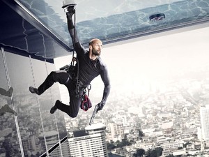 Sinopsis Film Mechanic: Resurrection Bioskop Trans TV Malam Ini