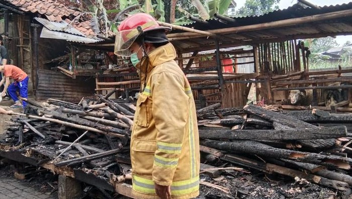 Pondok pesantren (ponpes) di Megamendung, Kabupaten Bogor terbakar (Dok. Istimewa)