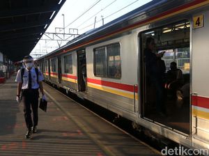 Traveler, Ini Aturan di KRL Saat DKI Jakarta PSBB Lagi