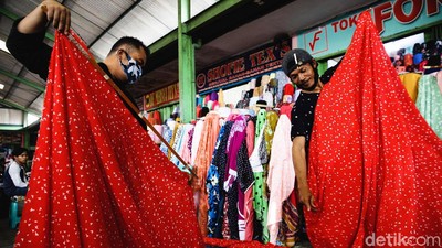 Roda Ekonomi di Pasar Cipadu Kembali Berputar Saat New Normal