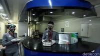 Diketahui saat ini, rute kereta api terjauh adalah Jakarta-Malang dengan waktu tempuh 16 jam. Ada berbagai kelas yang ditawarkan kepada penumpang, mulai dari reguler ekonomi sampai eksekutif.