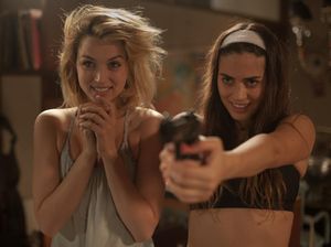 Sinopsis Knock Knock, Film Keanu Reeves dan Ana de Armas
